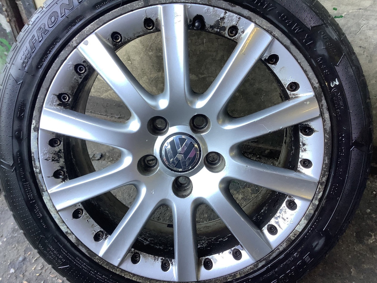 VOLKSWAGEN GOLF MK5 ALLOY WHEEL 17" 1K0601025K WITH TYRE 225X45X17 2002 20085