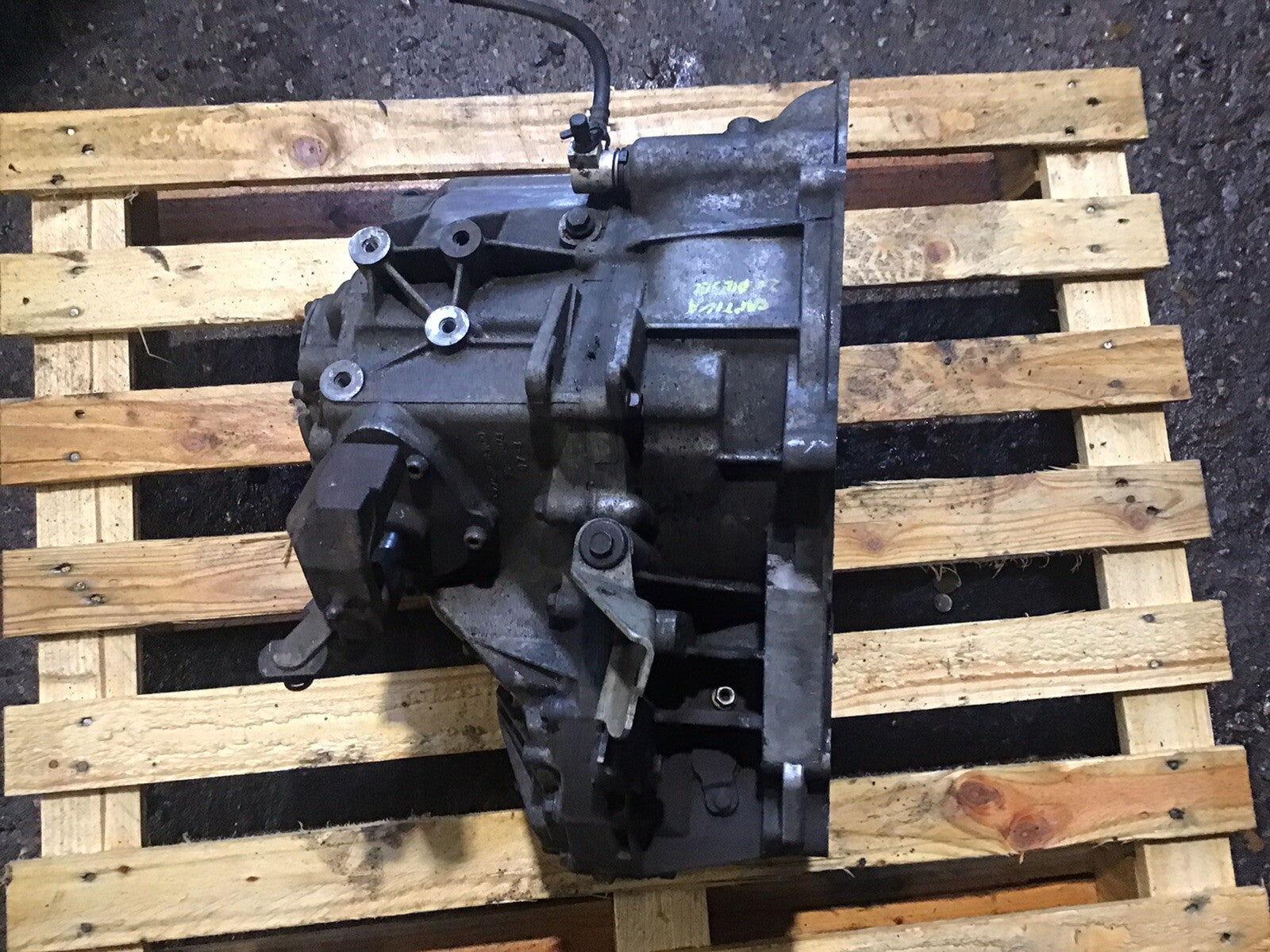 CHEVROLET CAPTIVA VAUXHALL ANTARA 2.0 DIESEL GEARBOX 5 SPEED 96420073 2006 20110