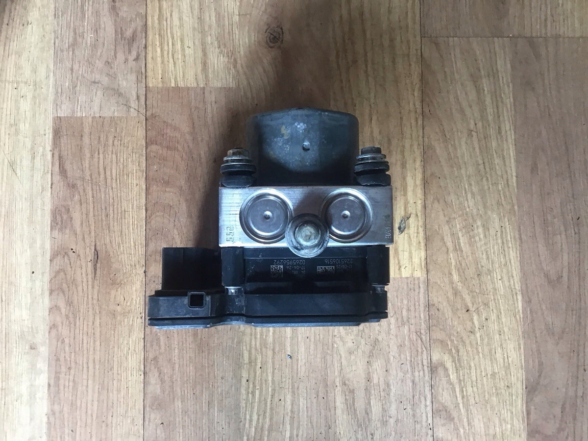 VAUXHALL CORSA E 1.4 PETROL ABS PUMP MODULE 39084530 2015 20193