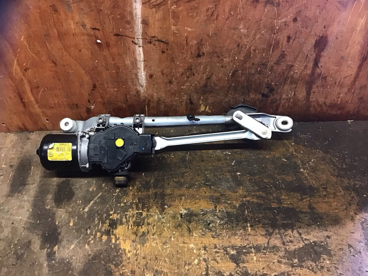 TOYOTA AYGO MK2 FRONT  WIPER MOTOR  85010 0H040 2015 20211