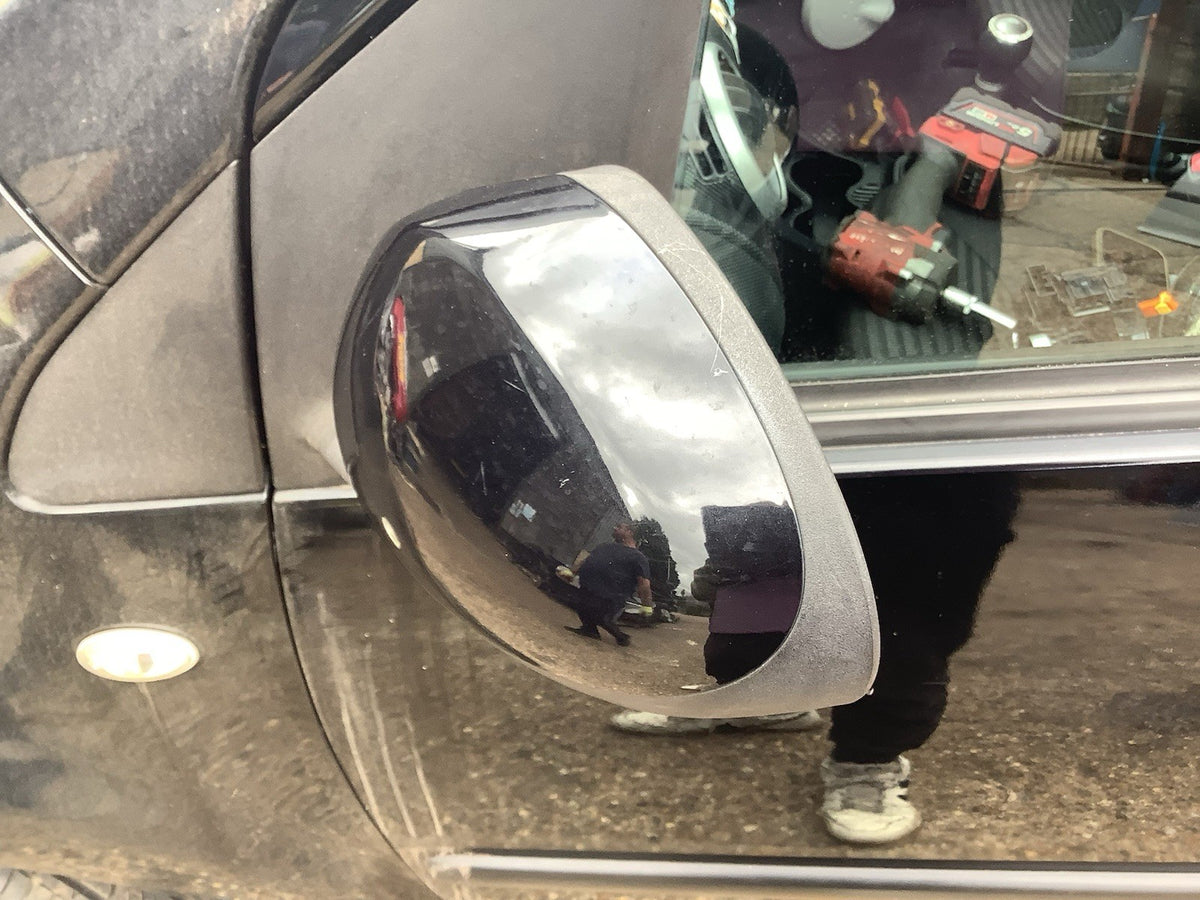 PEUGEOT 107 PASSENGER'S SIDE N/S DOOR MIRROR IN NOIR CALDERA EXZ 2005 20141