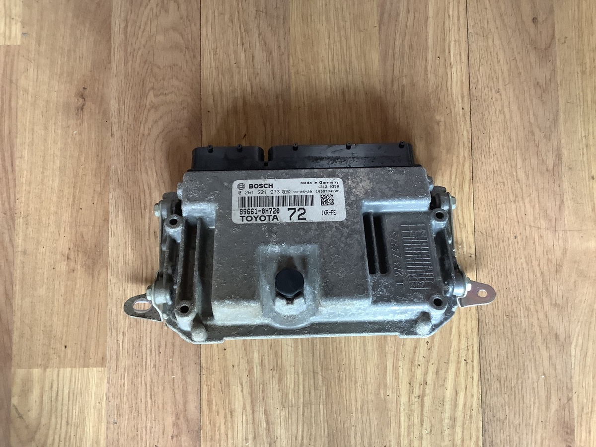 TOYOTA AYGO MK2 1.0 PETROL ECU KIT 89661 0H720 0261S21973 88000 MILES 2015 20215
