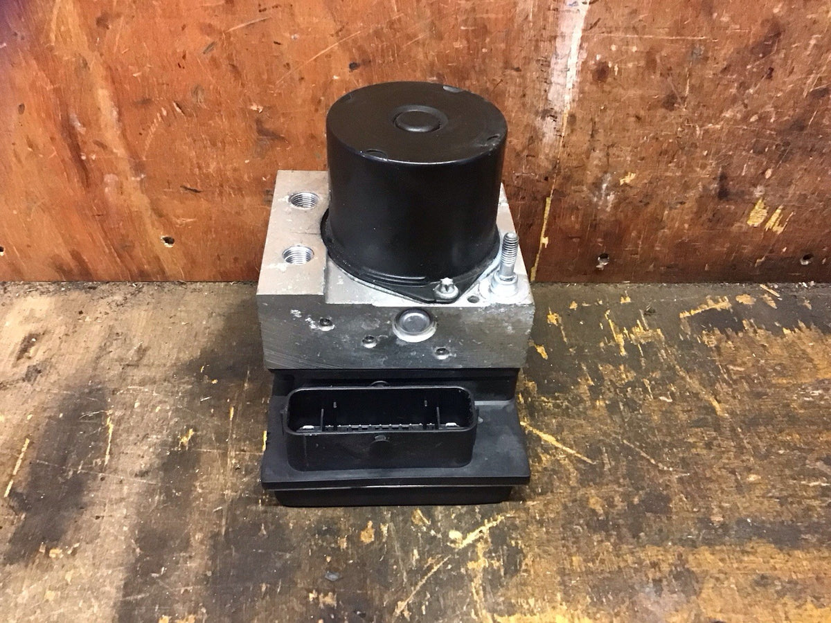 VOLKSWAGEN POLO 6R ABS PUMP MODULE 6R0614517AE 2009 20135