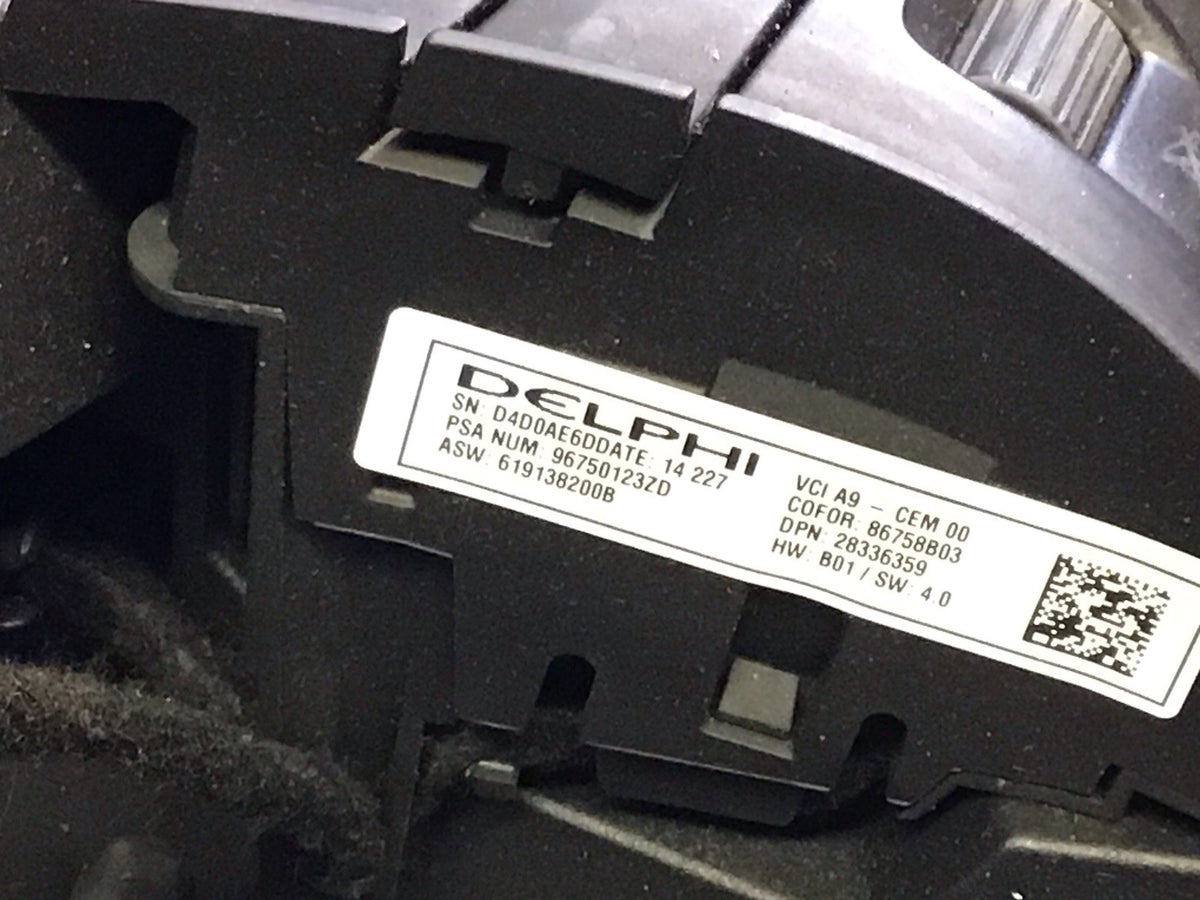 PEUGEOT 208 DRIVER'S STEERING WHEEL 96750123ZD 2012 20195