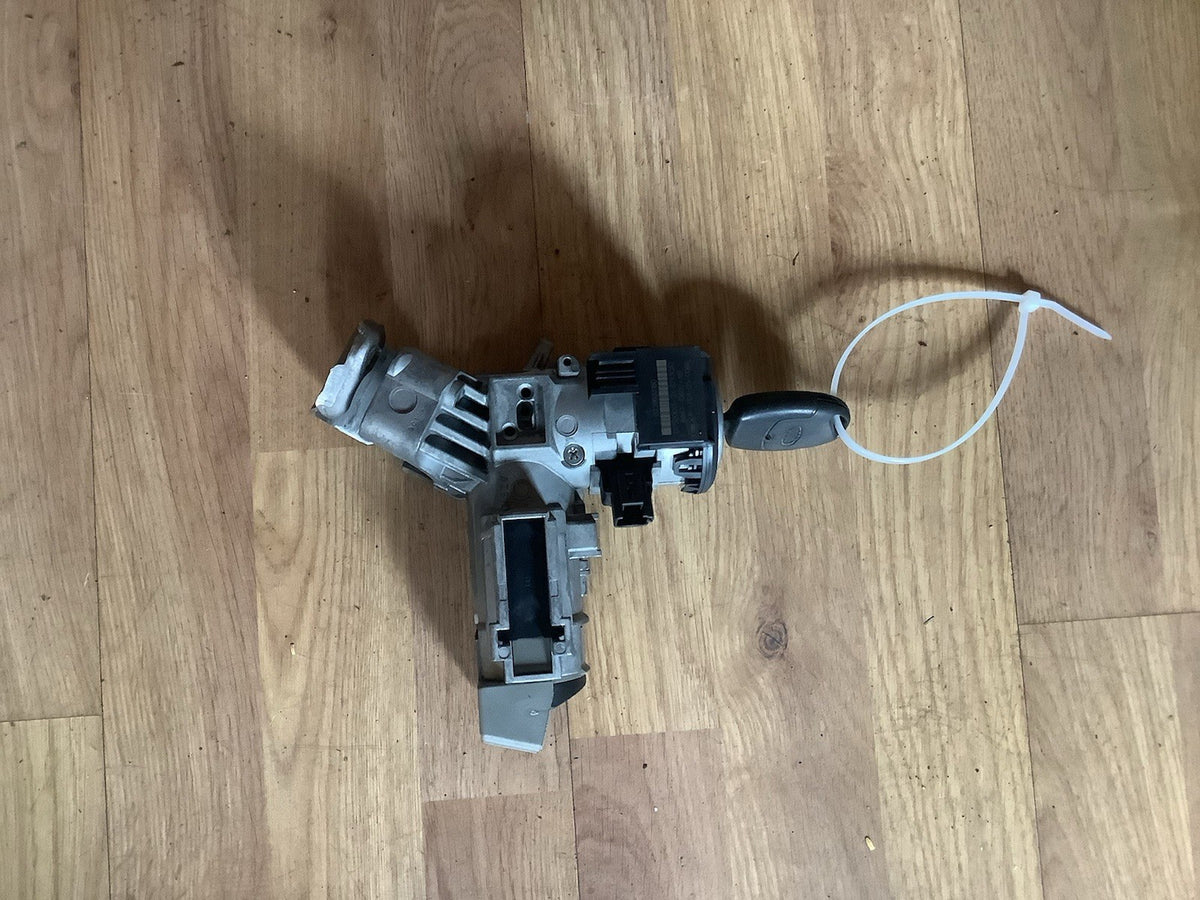 FORD FIESTA MK7 IGNITION BARREL LOCK AND KEY 8V513F880CC 2009 20164