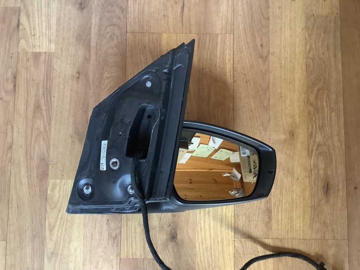 VOLKSWAGEN POLO 6C DRIVER SIDE O/S ELECTRIC DOOR MIRROR SILK BLUE LD5L 2014 20172