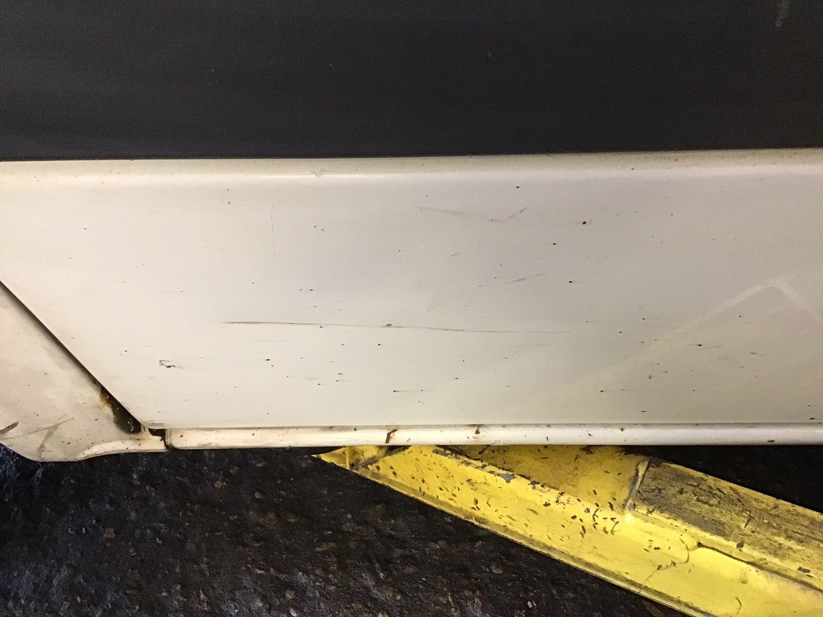 MERCEDES SPRINTER W906 PASSENGER'S SIDE N/S FRONT DOOR IN WHITE 2006 20165