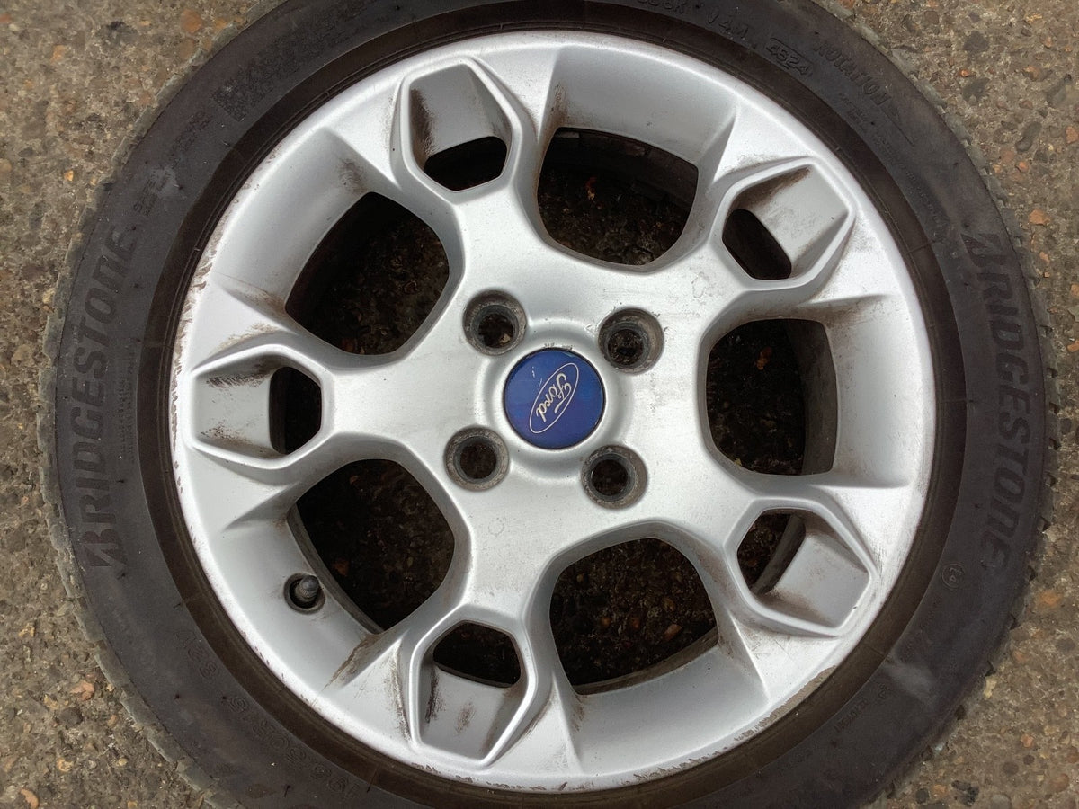 FORD FIESTA MK7 ALLOY WHEEL 15'' WITH TYRE 195X50X15 BA6J 1007 GA 2009 20173