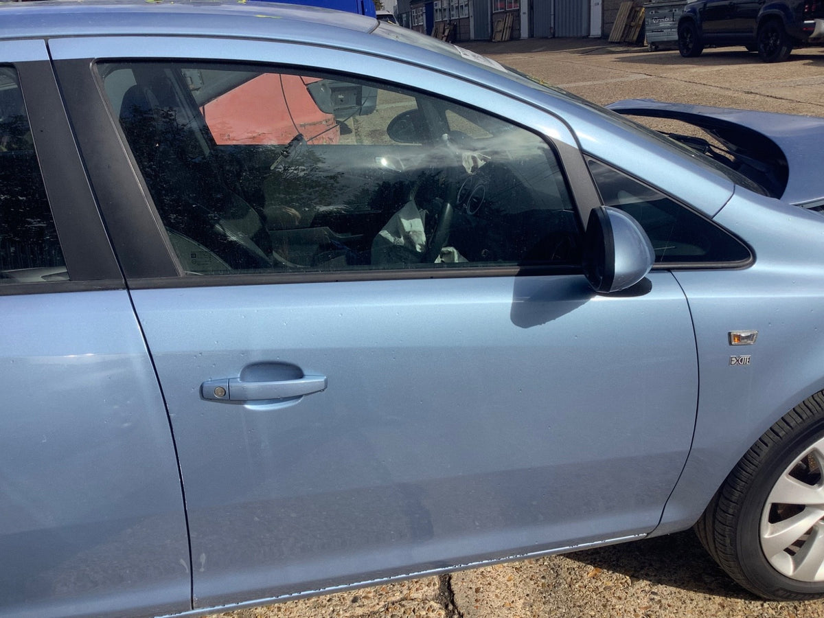 VAUXHALL CORSA D DRIVER SIDE O/S FRONT DOOR CRINAN BLUE Z22R 5 DOOR 2006 20144