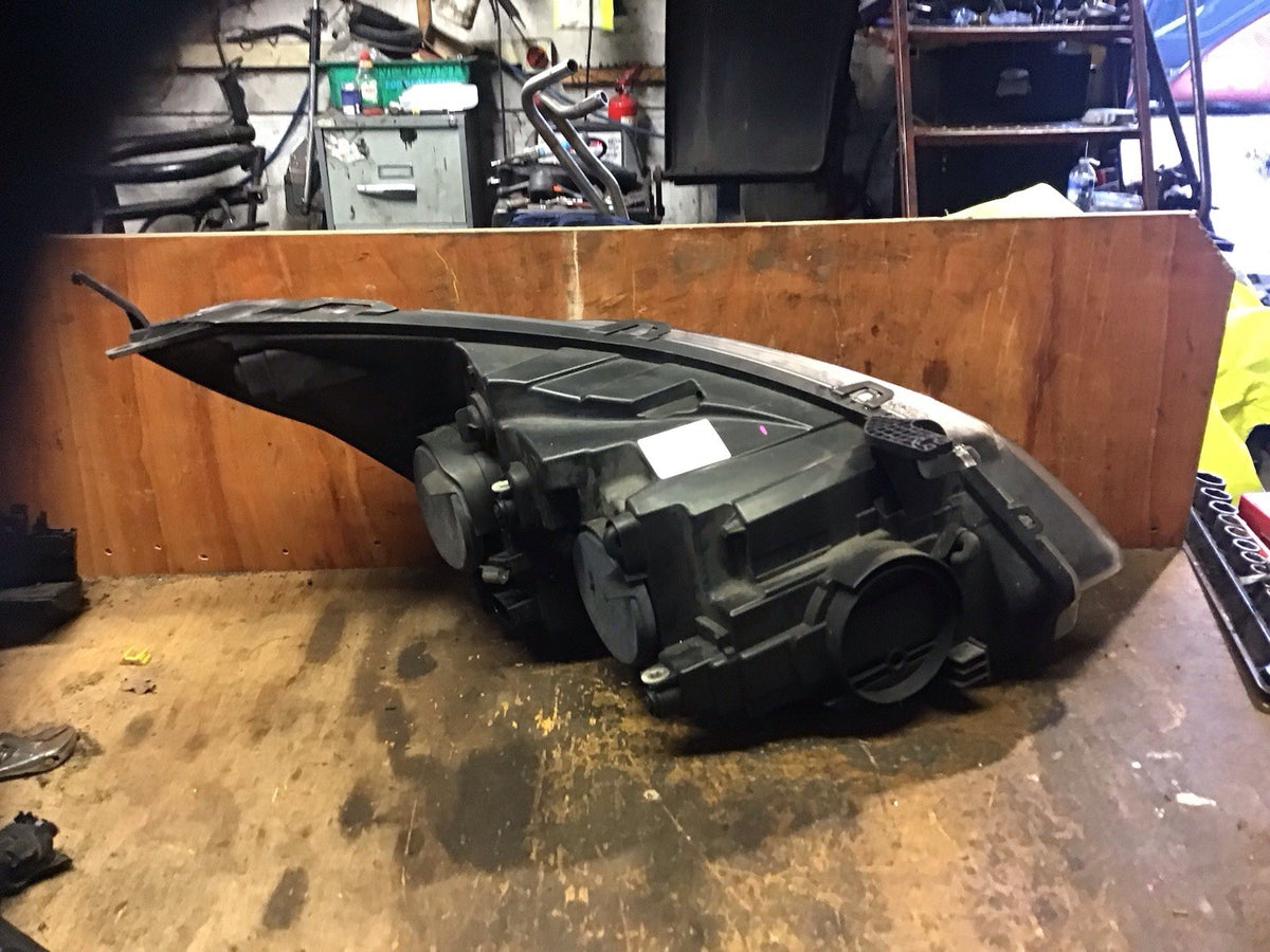 FORD TRANSIT CUSTOM  HEADLIGHT N/S PASSENGERS SIDE BK21 13W030 AJ 2012 20188