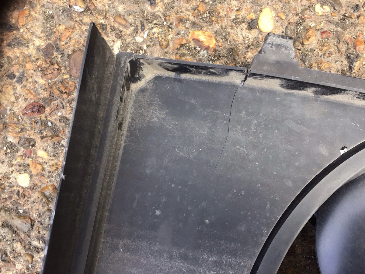 NISSAN JUKE J15 RADIATOR FAN COWLING 21480 BA60C 2014 20196