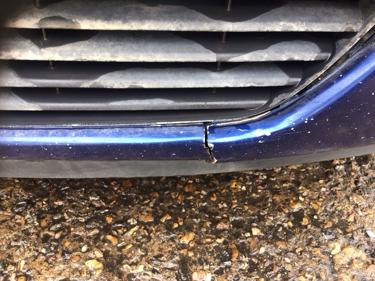 CORSA C FRONT BUMPER ULTRABLAU METALLIC Z21B  2001 20062