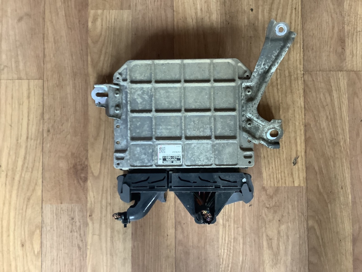 TOYOTA YARIS MK2 1.3 PETROL ECU 89661 0D311 2006 20111