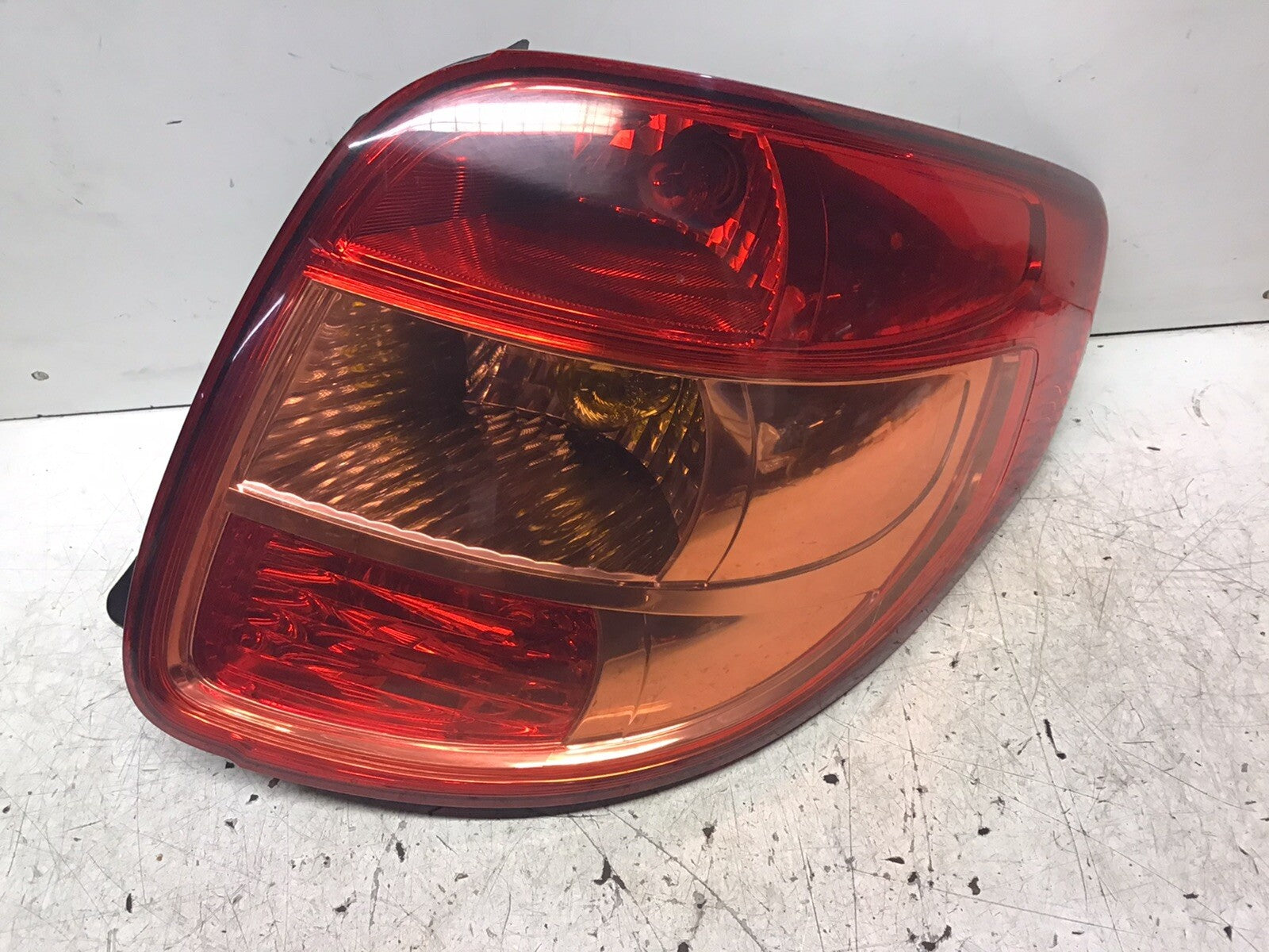 SUZUKI SX4 DRIVER'S SIDE O/S REAR LIGHT CLUSTER LAMP 2006 20131