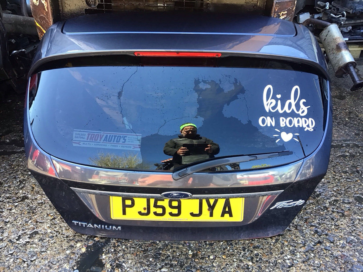 FORD FIESTA MK7  TAILGATE SEA GREY METALLIC  2009 20175
