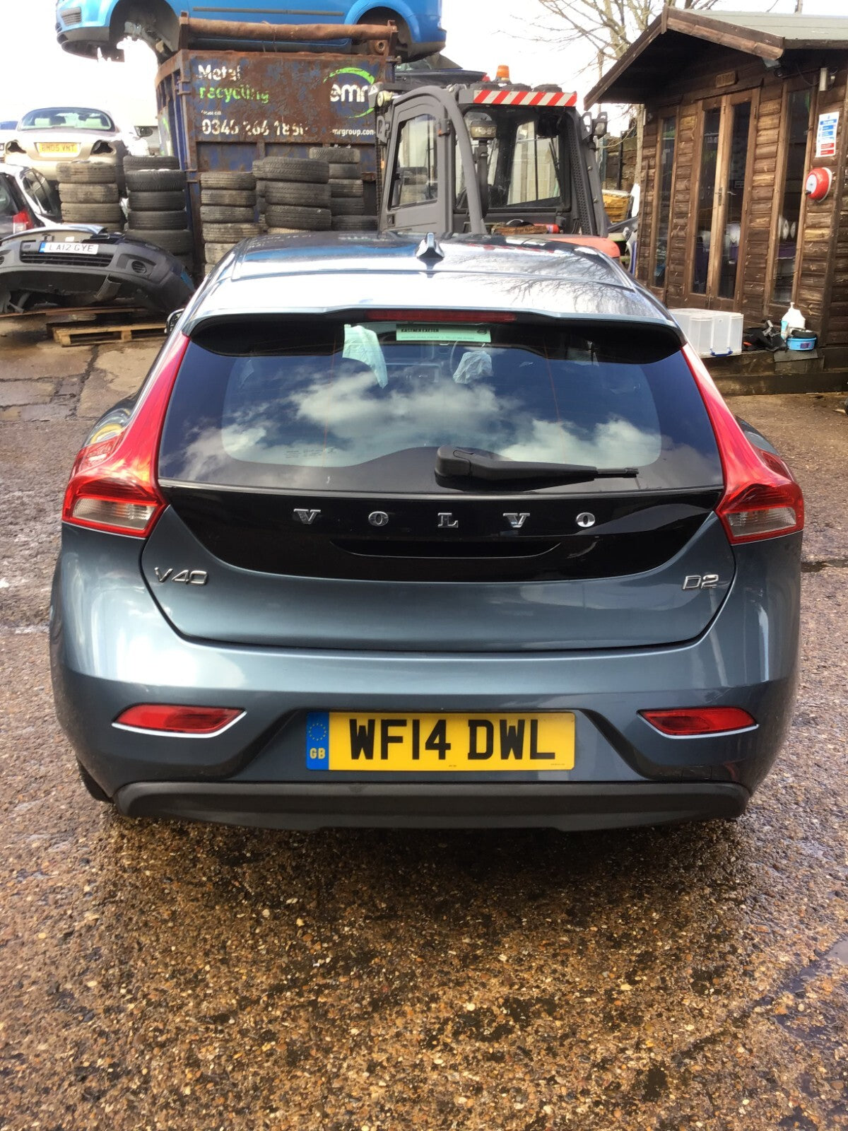 VOLVO V40 TAILGATE IN BIARRITZ BLUE 5 DOOR MODEL  2012 20191