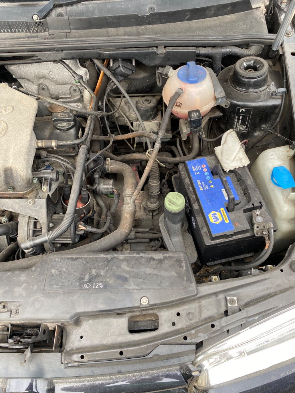 VOLKSWAGEN GOLF MK4 2.0  PETROL ENGINE AWG 68000 MILES 1999 20041