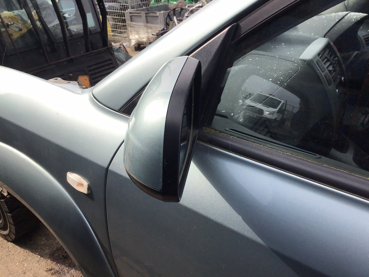 HYUNDAI TUCSON PASSENGER SIDE N/S DOOR MIRROR AQUA SILVER METALLIC BU 2005 20107