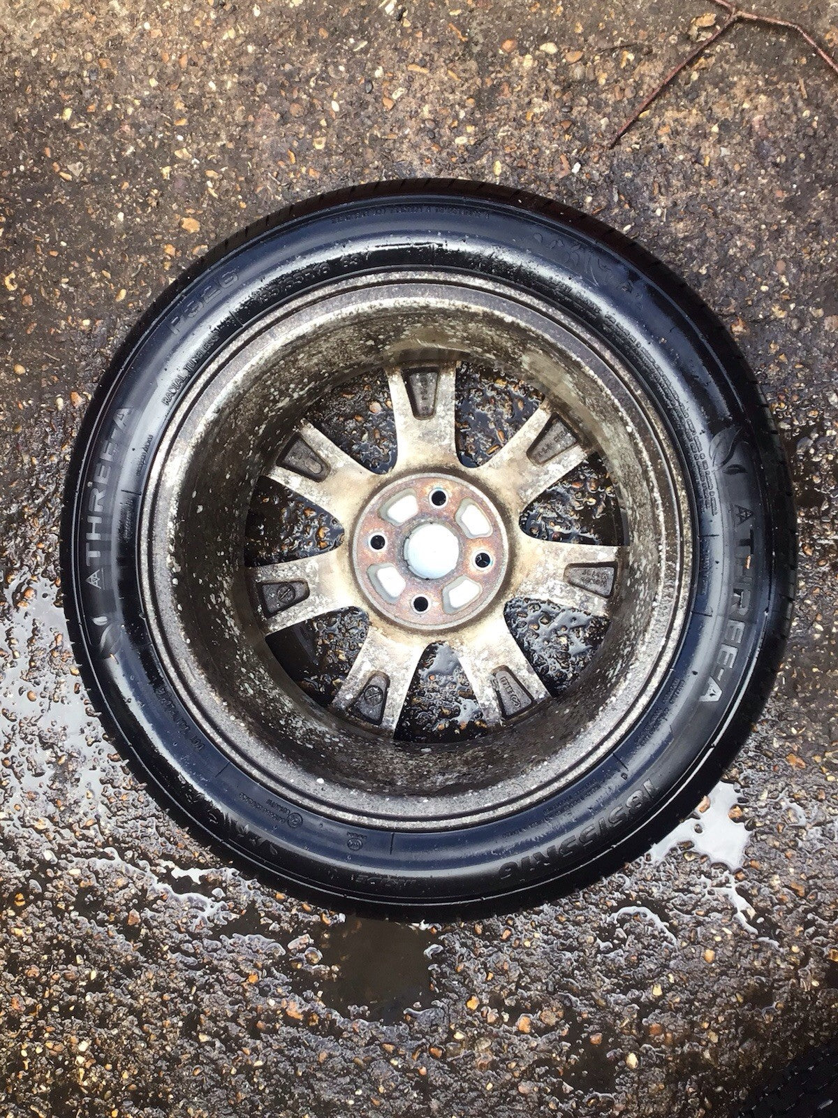 HONDA INSIGHT ALLOY WHEEL 16'' TYRE 185X55X16 TM866OA 2009 20147