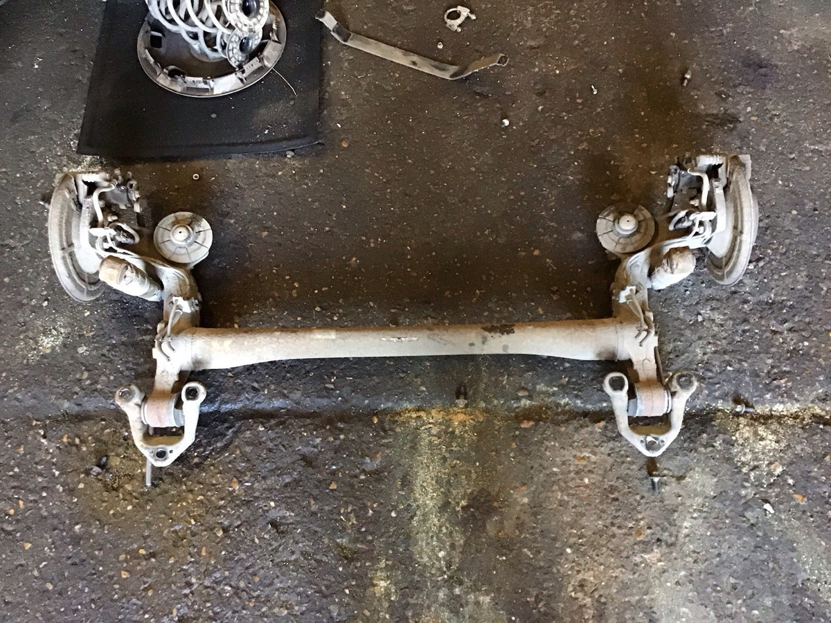 VAUXHALL MERIVA A REAR AXLE DISK BRAKES WITH ABS 2002 20100