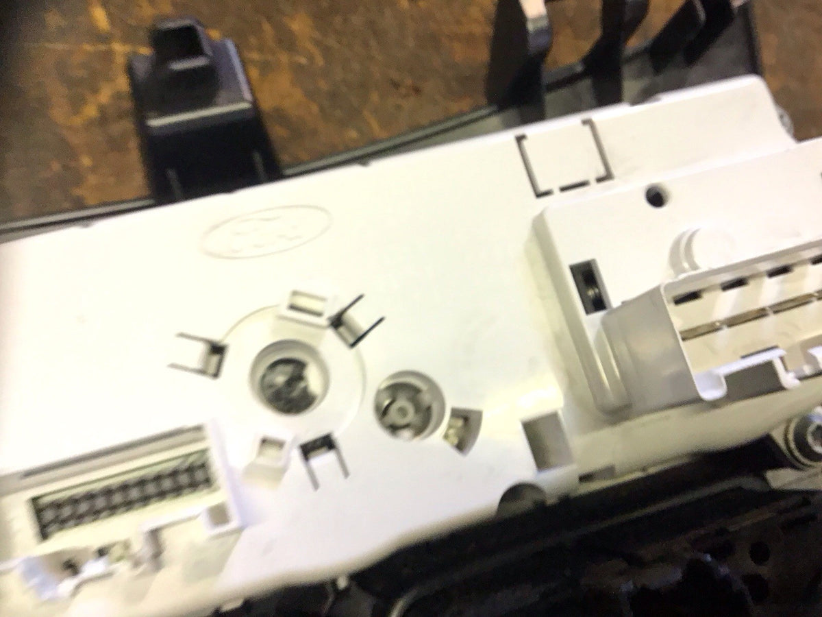 FORD FOCUS MK3  HEATER CONTROL UNIT CLIMATE CONTROL BM5T19980 2011 20183