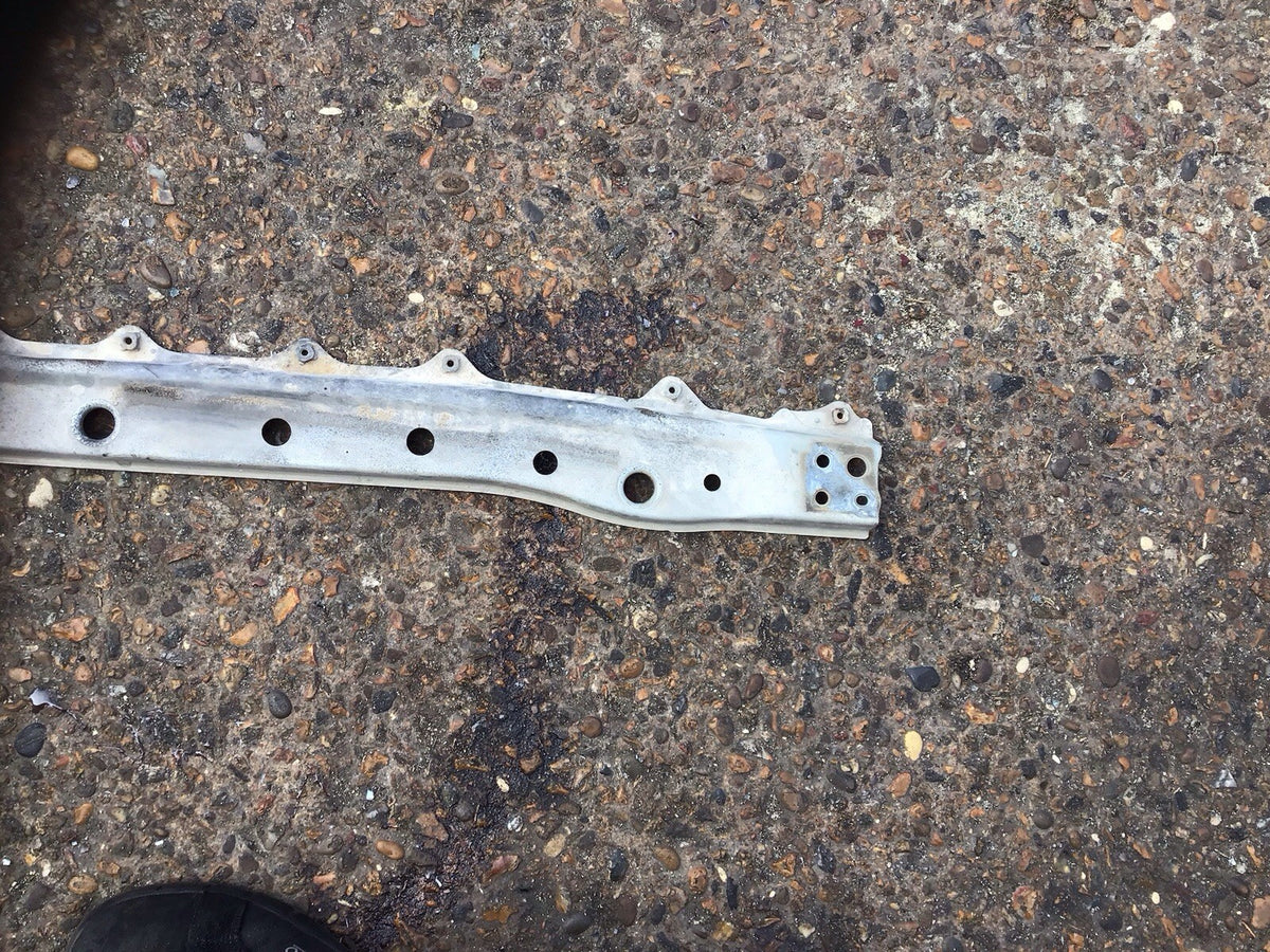 TOYOTA IQ FRONT RADIATOR SUPPORT BAR  2009 20143