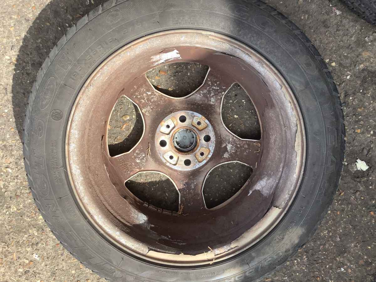 MINI COOPER R50 R53 ALLOY WHEEL 16'' TYRE 195X55X16 2001 200610