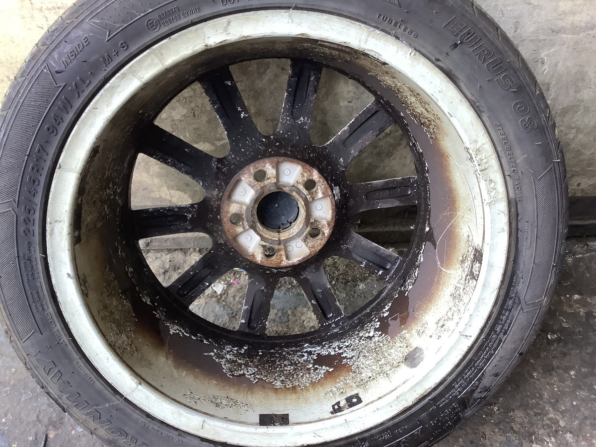 VOLKSWAGEN GOLF MK5 ALLOY WHEEL 17" 1K0601025K WITH TYRE 225X45X17 2002 200812