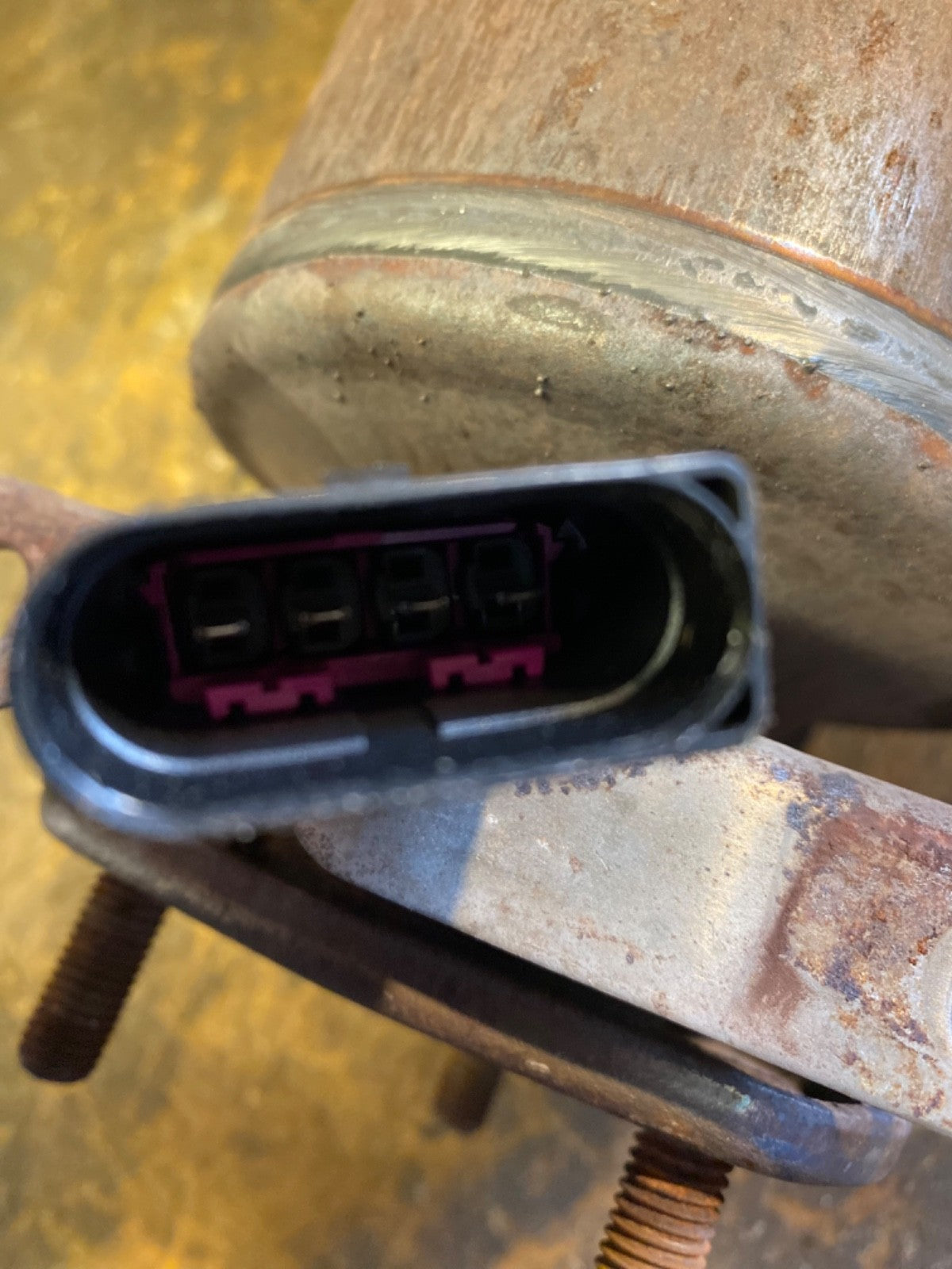 VOLKSWAGEN POLO SEAT  1.2 PETROL CAT CATALYTIC CONVERTER  03D131701G 2005 20128