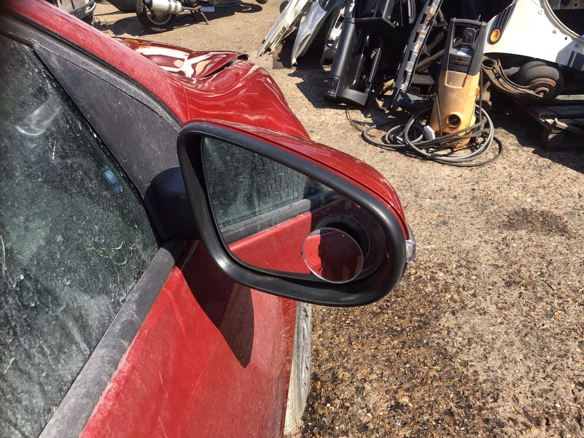 VOLKSWAGEN GOLF MK6 DRIVER'S SIDE MIRROR AMARYLLIS RED CODE LA3S 2009 20121