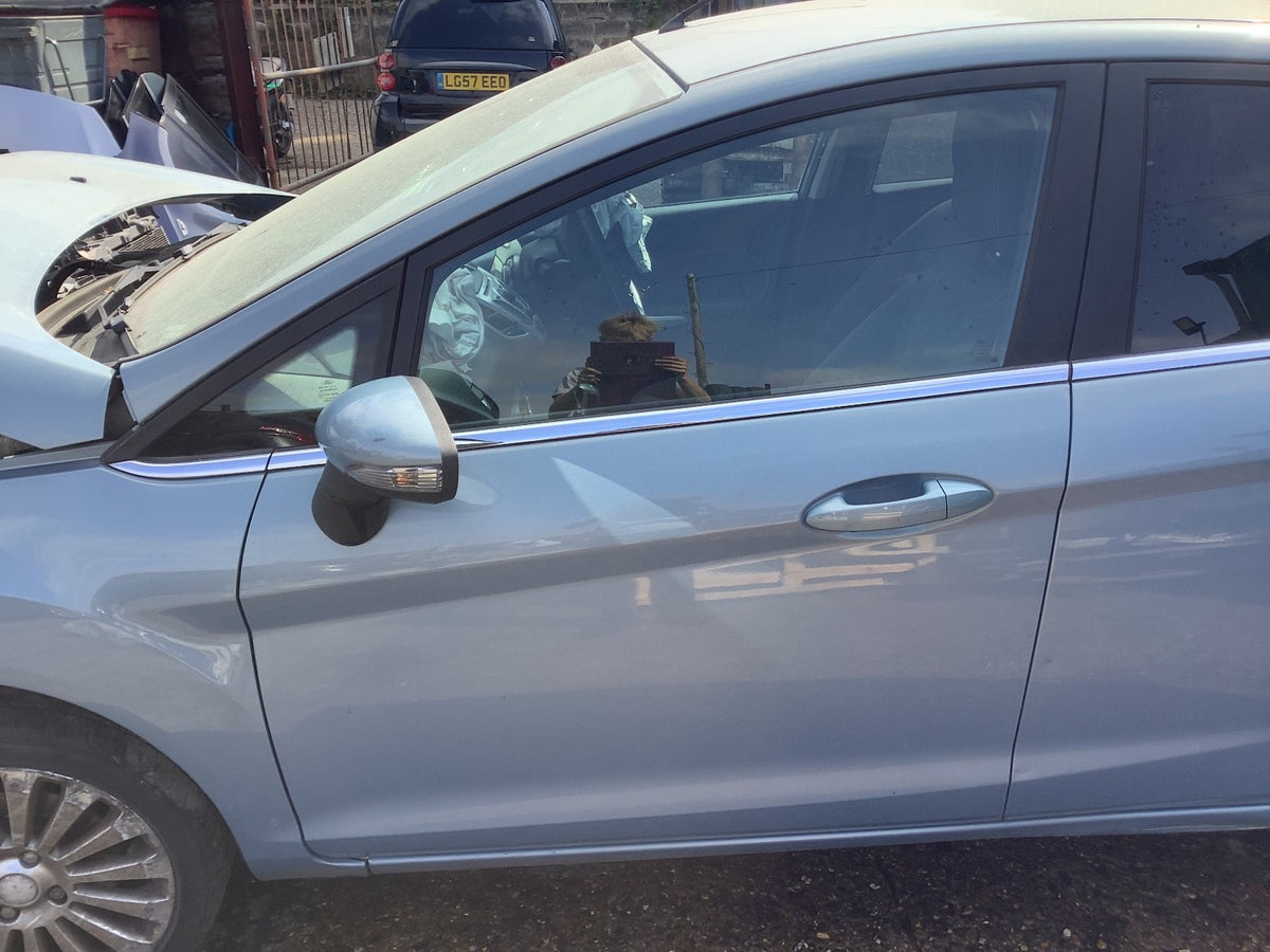 FORD FIESTA MK7 PASSENGERS SIDE N/S FRONT  DOOR IN AVALON 2008 20172