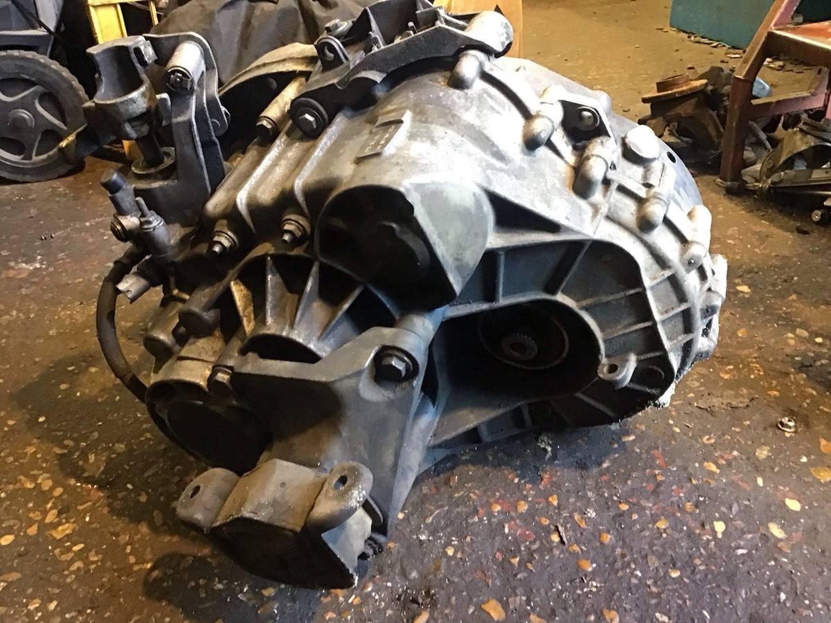 VOLKSWAGEN TRANSPORTER T5 2.5 DIESEL GEARBOX 6 SPEED MANUAL JFS 2007 20100