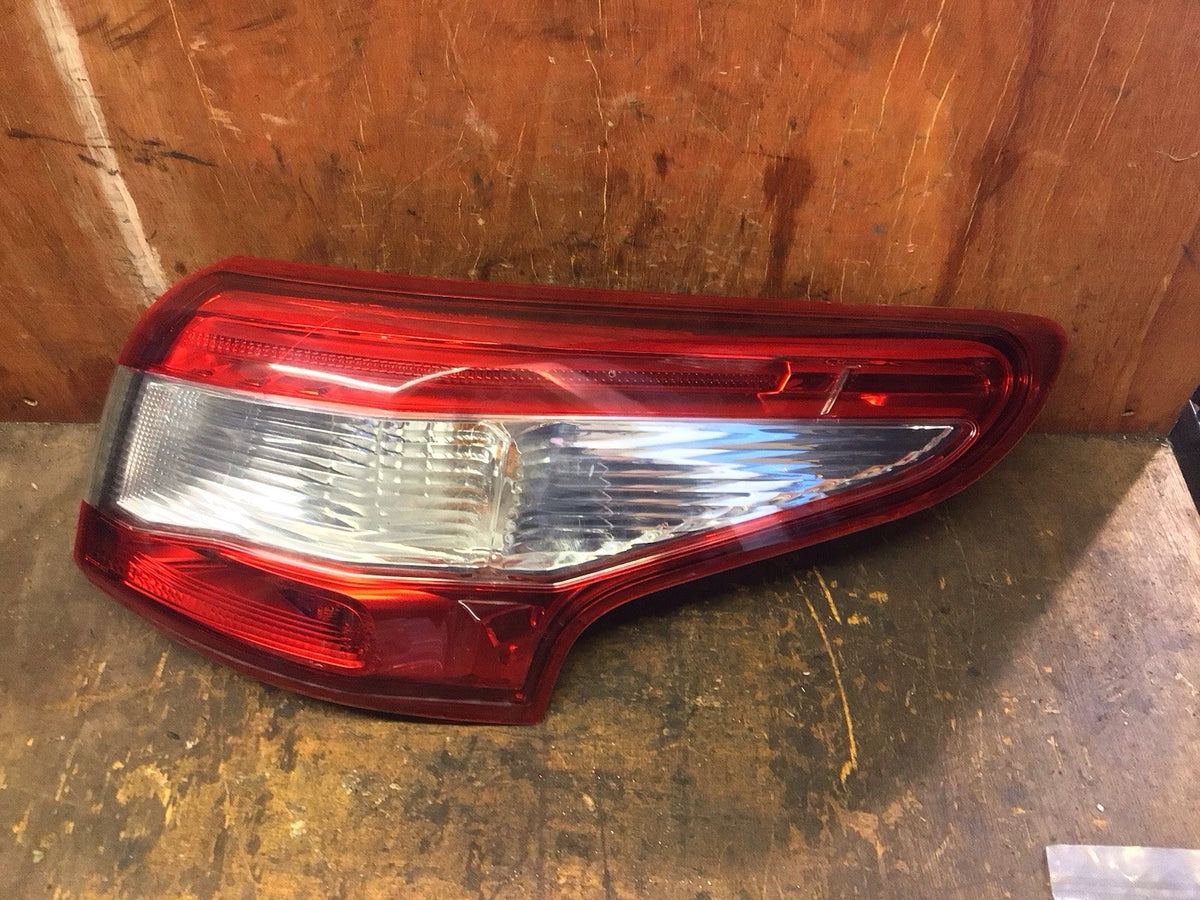 NISSAN QASHQAI J11E DRIVER'S SIDE O/S OUTER REAR LIGHT 2013 20178