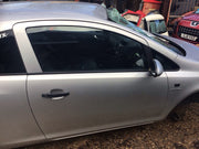 VAUXHALL CORSA D DRIVER'S SIDE O/S DOOR SILVER MATELLIC Z157 3 DOOR 2006 20144