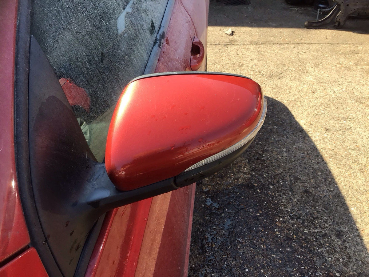 VOLKSWAGEN GOLF MK6 PASSENGER'S SIDE MIRROR AMARYLLIS RED CODE LA3S 2009 20126
