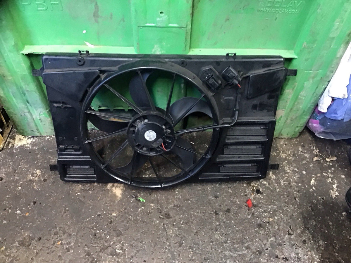 FORD TRANSIT CUSTOM  2.0 TDCI RADIATOR FAN BK21 8C607 BB 2013 20183