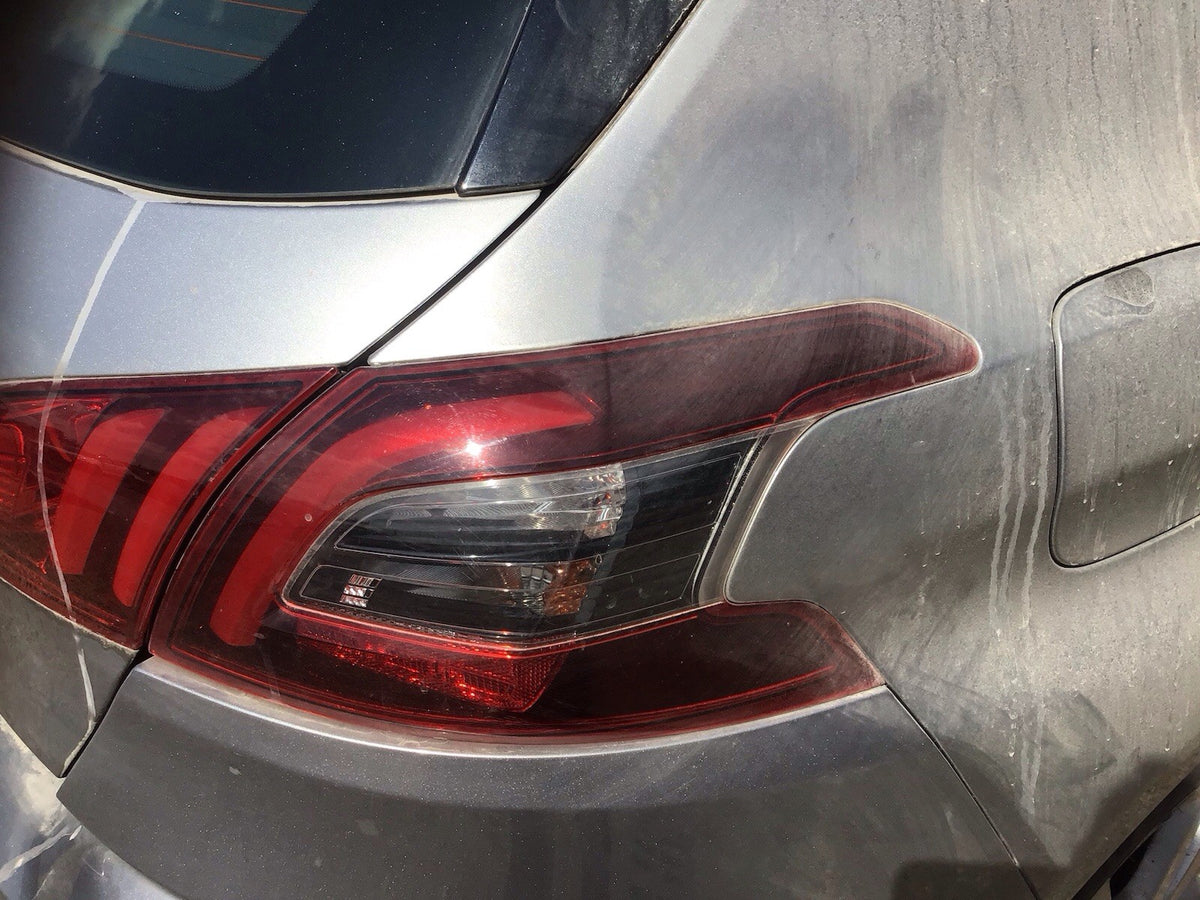 PEUGEOT 308 DRIVER'S SIDE O/S REAR LIGHT 2013 20192