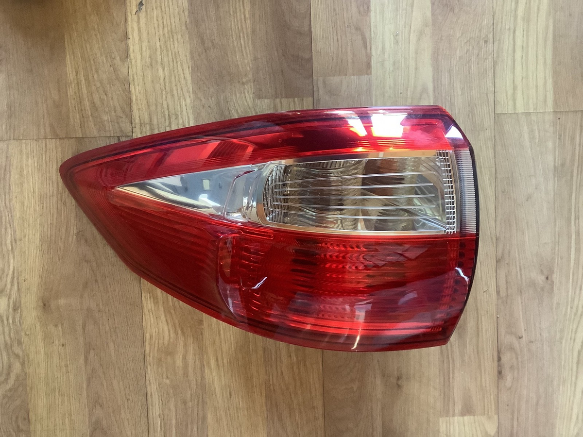 FORD C MAX PASSENGER'S SIDE N/S REAR LIGHT AM51 13405 BF 2010 20152