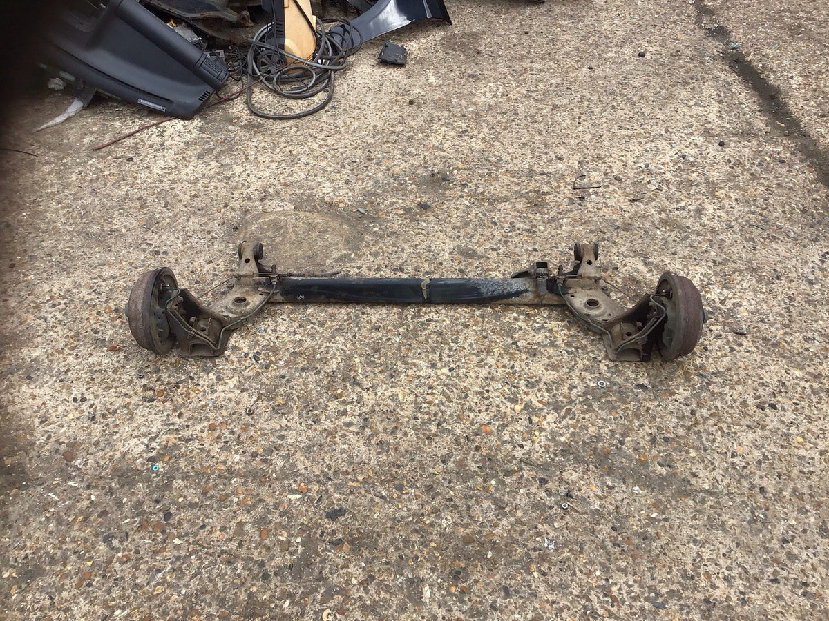 VAUXHALL CORSA B REAR AXLE DRUM BRAKES NO ABS 1993 20000