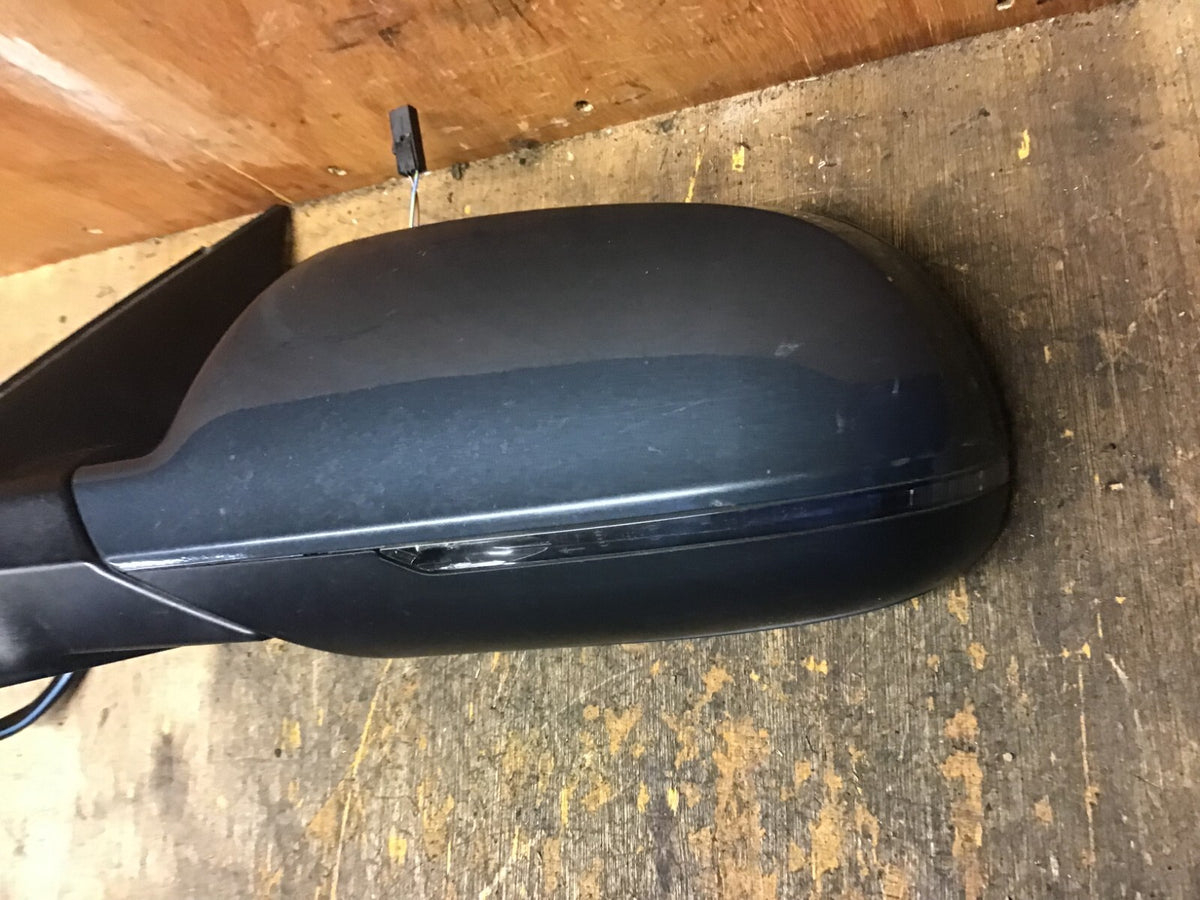 AUDI A4 B8 ESTATE PASSENGER SIDE N/S DOOR MIRROR METEOR GRAY METALLIC LZ7H 08 154