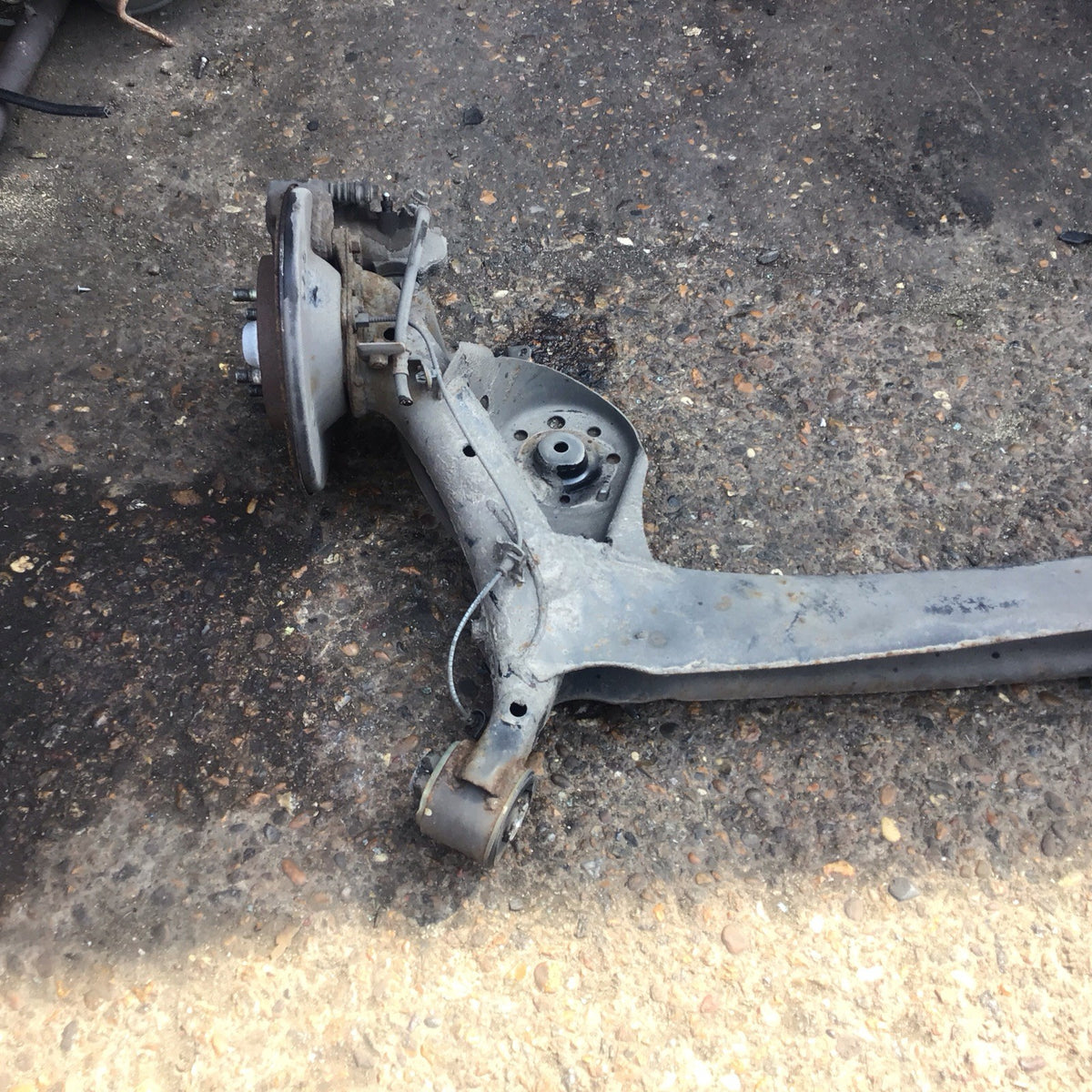 HONDA INSIGHT REAR AXLE DISK BRAKES WITH ABS 2009 20148