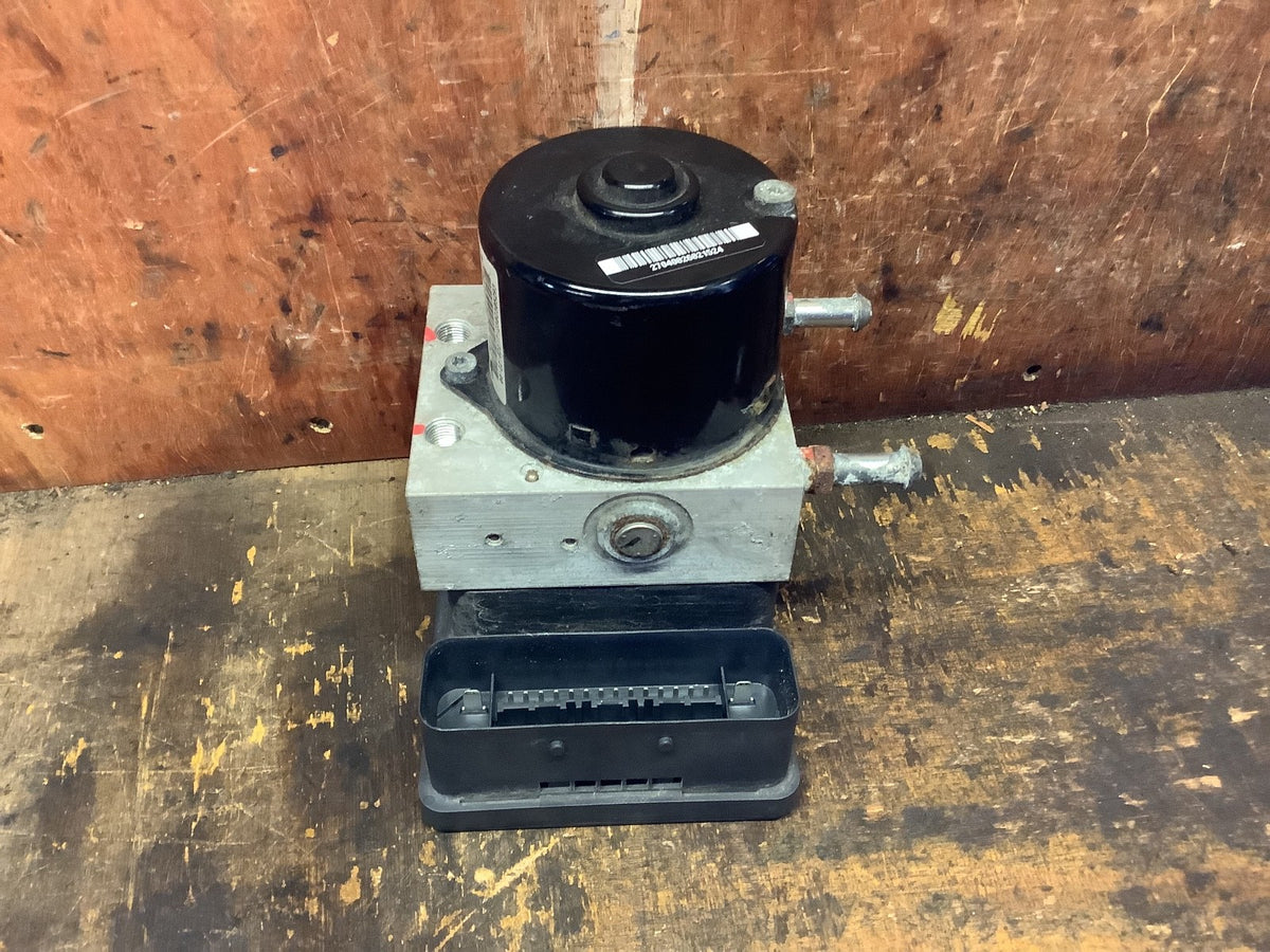 SUZUKI SPLASH ABS PUMP MODULE DE86L0  2008 20142