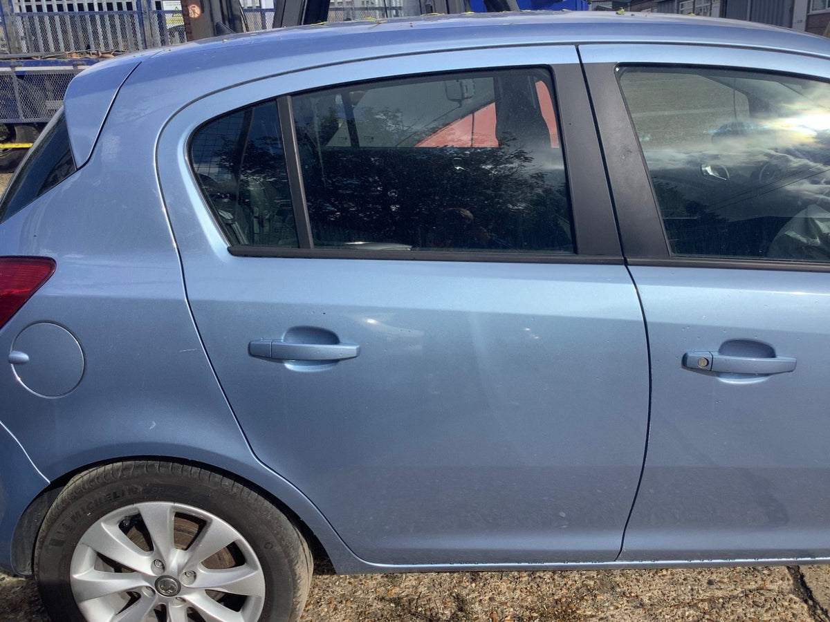 VAUXHALL CORSA D DRIVER SIDE O/S REAR DOOR CRINAN BLUE Z22R 5 DOOR 2006 20142