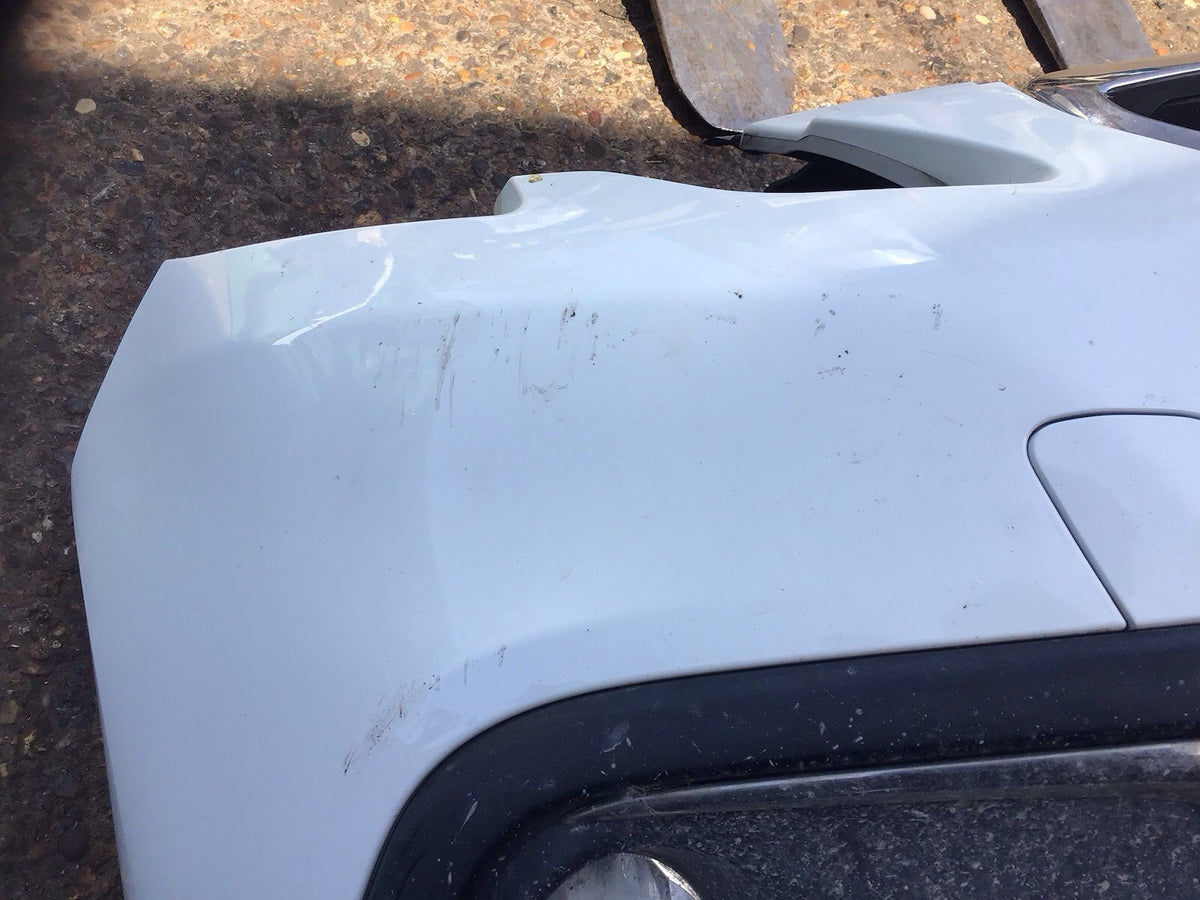 PEUGEOT 2008 MK1 FRONT BUMPER IN BANQUISE WHITE  EWP DAMAGED 2013 201611