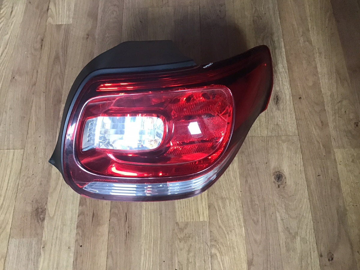 CITROEN DS3 DRIVER'S SIDE O/S REAR LIGHT 9683115380 2010 20154