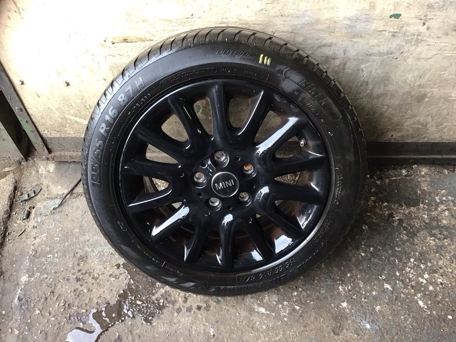 MINI COOPER F56 ALLOY WHEEL 16'' AND TYRE 195X55X16 6855106 2014 20180