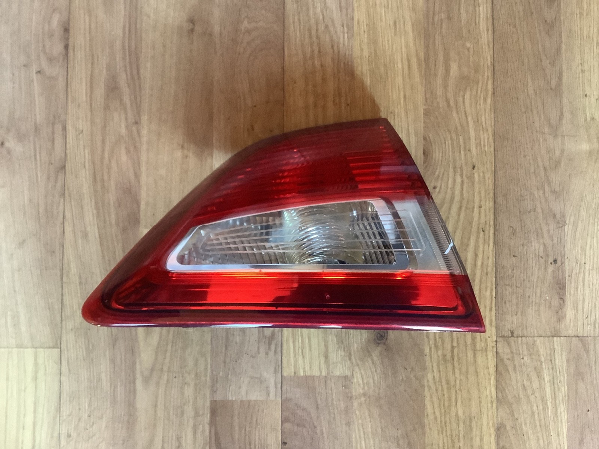 FORD C MAX PASSENGER'S SIDE N/S INNER REAR LIGHT AM51 13A603 BE 2010 20152
