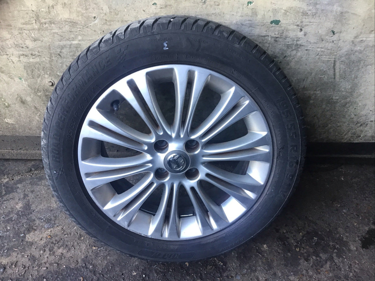 VAUXHALL CORSA ALLOY WHEEL 16'' 13298019 AND TYRE 195X55X16 2006 20141