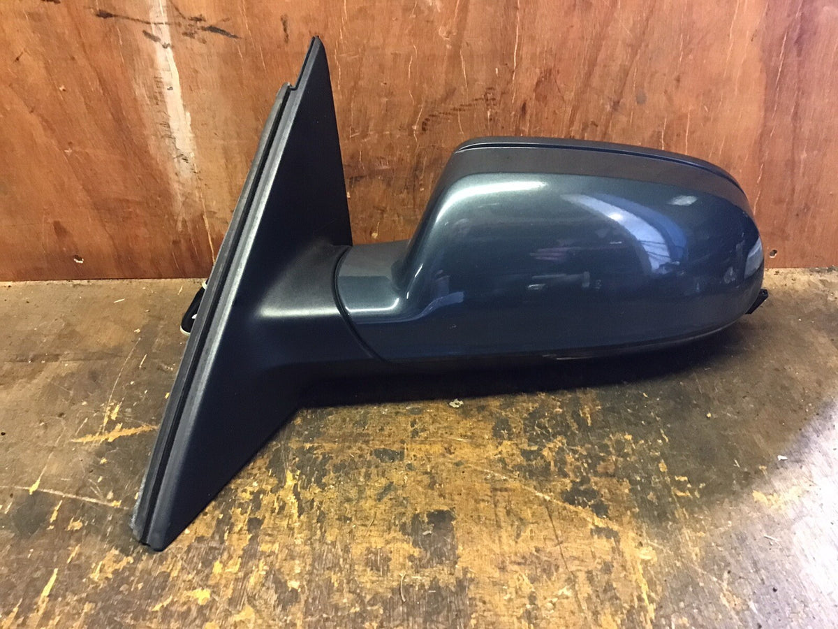 AUDI A4 B8 ESTATE PASSENGER SIDE N/S DOOR MIRROR METEOR GRAY METALLIC LZ7H 08 151