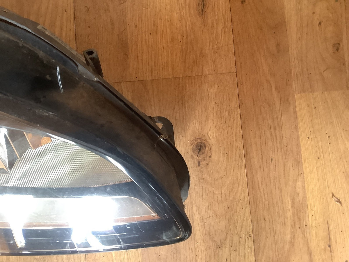 VAUXHALL CORSA E DRIVER'S SIDE O/S HEADLIGHT 13381346 2015 20194